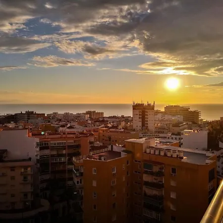 Los Manantiales, Loft Con Vistas Al Mar Y La Piscina En Torremolinos