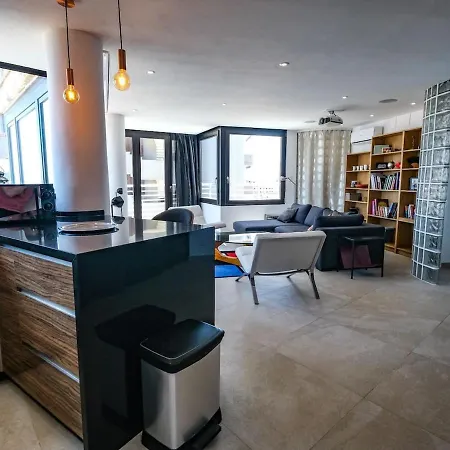 Los Manantiales, Loft Con Vistas Al Mar Y La Piscina En *